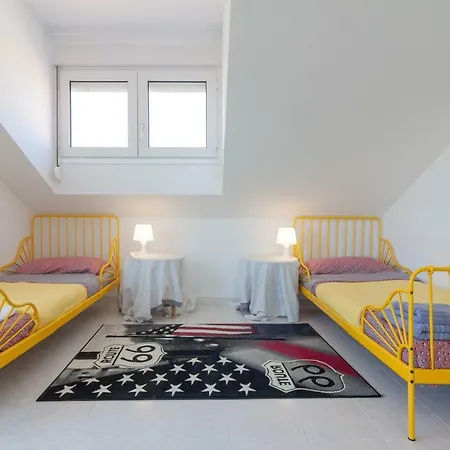 Two Bedroom With Ocean View Appartement
